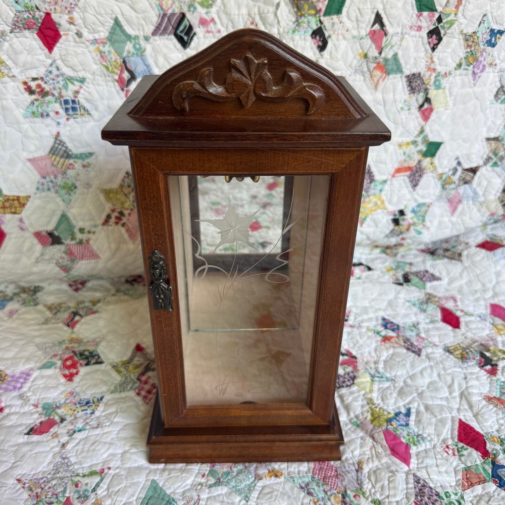 Vintage Wood Necklace Carousel Etched Glass Jewelry‎ Box Vanity Organizer Taiwan